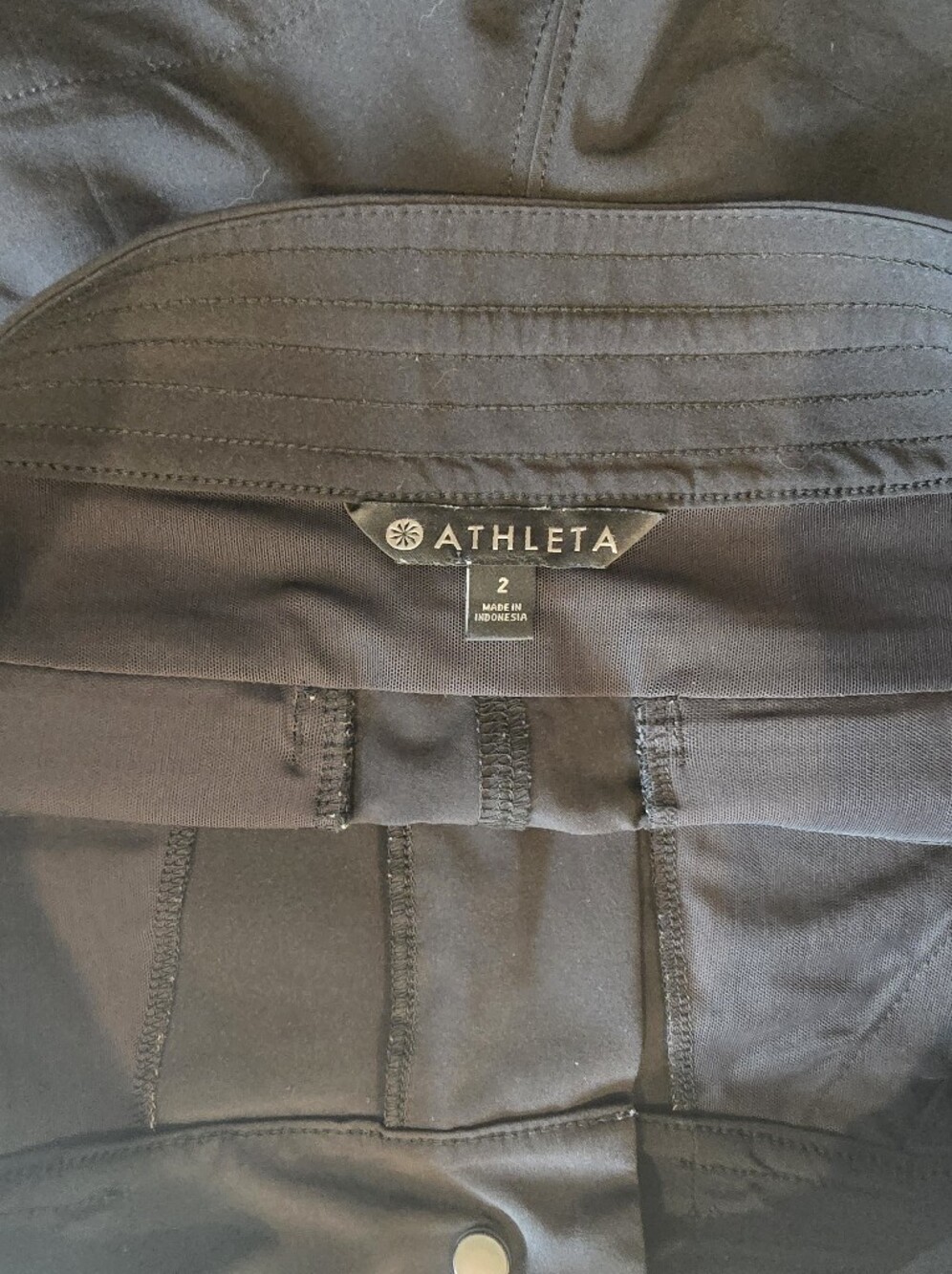 Athleta Women’s Black Drawstring Active Shorts - Picture 5 of 6